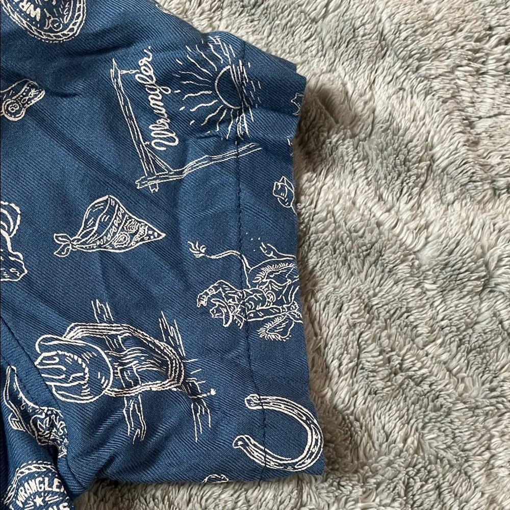 Wrangler Blue Short-Sleeve Button Front Top - Picture 5 of 7